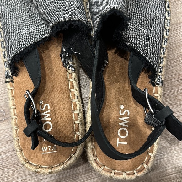 Brand new - Toms Espadrilles - Picture 2 of 3